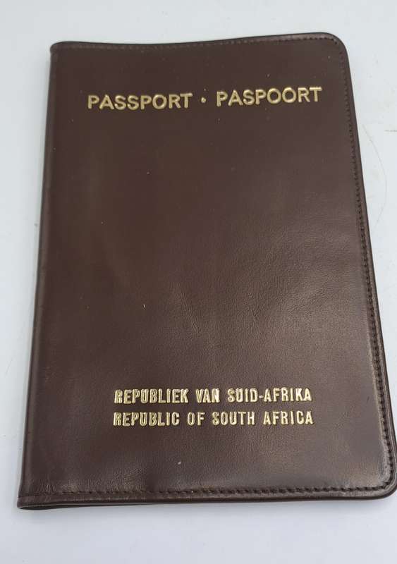 Vintage Real Saddle Hide R.S.A Passport Folio/wallet