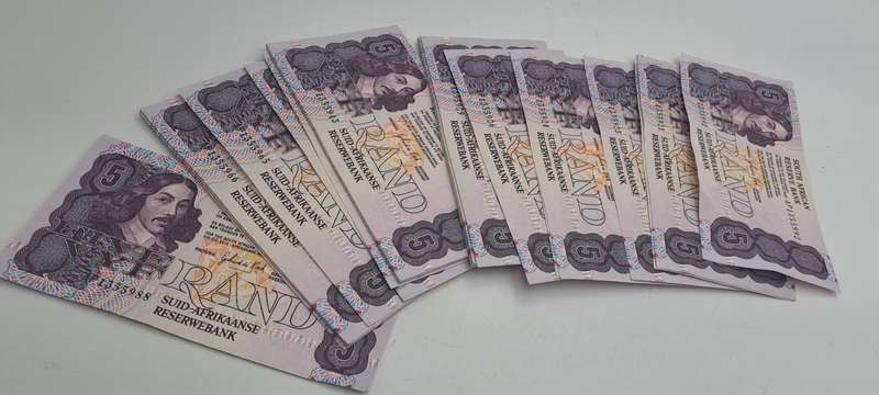 Total of 90 Notes-1989 Gerhard De Kock R5 Notes 3rd Issue In Sequence