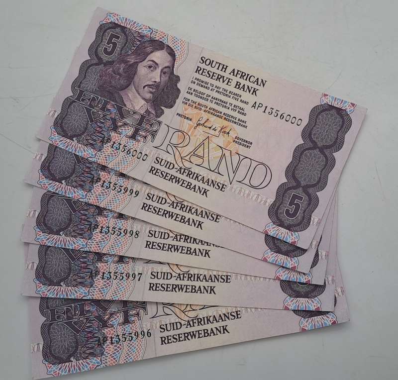Lot of 5 1989 Gerhard De Kock R5 Notes 3rd Issue In Sequence Uncirculated
