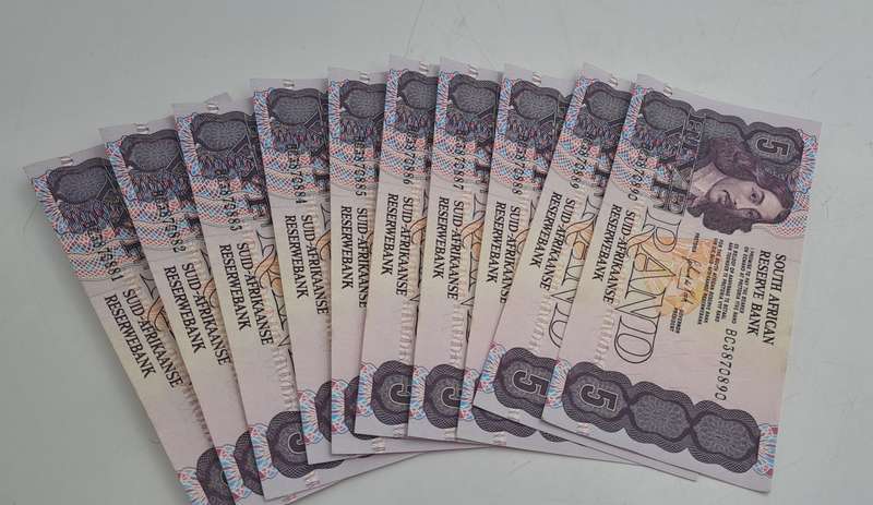 Lot of 10 1989 Gerhard De Kock R5 Notes 3rd Issue In Sequence