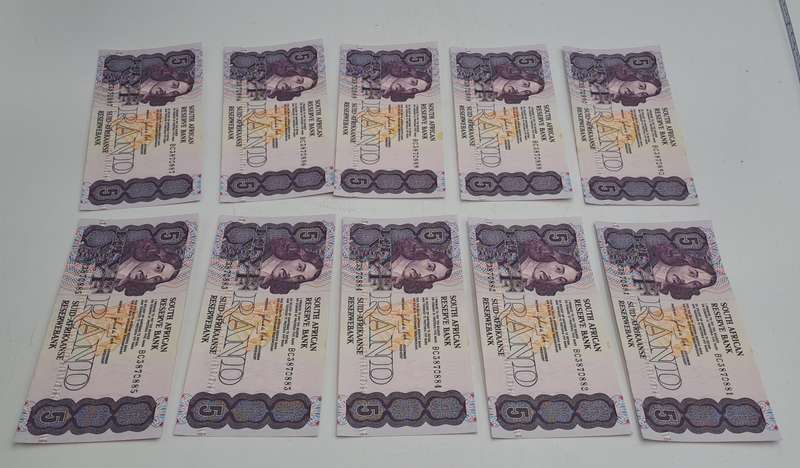 Lot of 10 1989 Gerhard De Kock R5 Notes 3rd Issue In Sequence