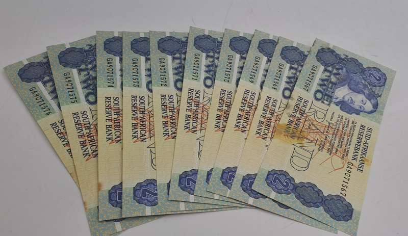 Lot of 10 -1989 Gerhard De Kock R2 Notes 3rd Issue In Sequence-Uncirculated see condition