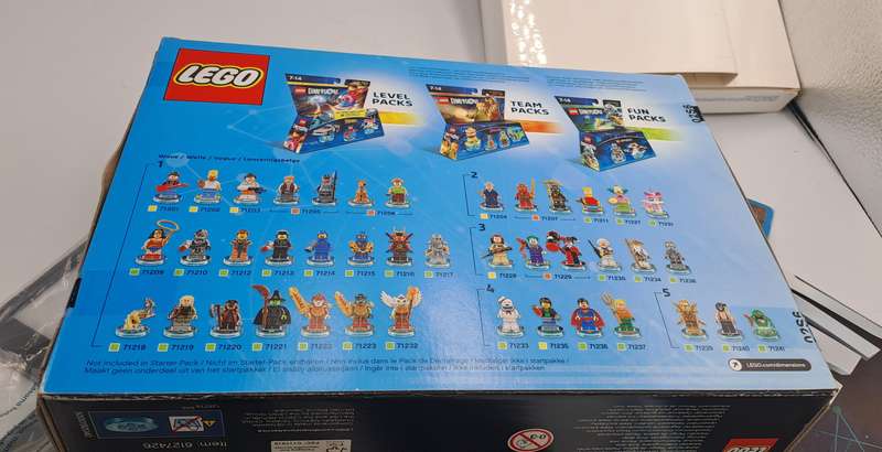 Lego Dimensions Starter Pack 7-14 Batman Game For Wii with controller -still in Box