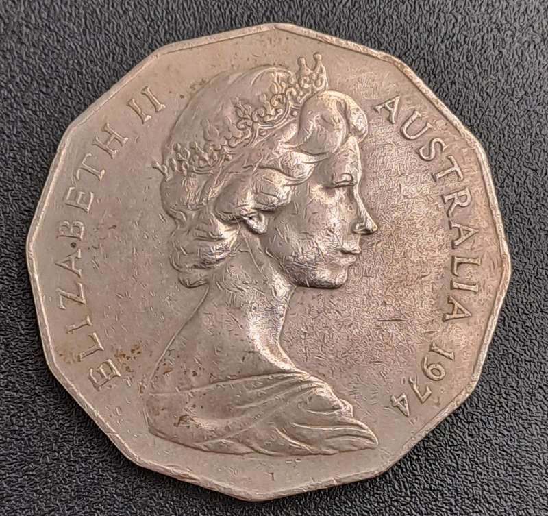 1974 Australia 50 Cents - Elizabeth II 2nd Portrait