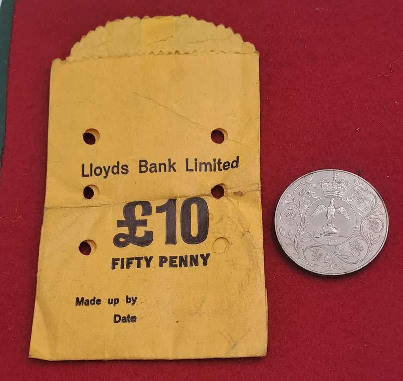 1977 United Kingdom 25 New Pence - Elizabeth II Silver Jubilee