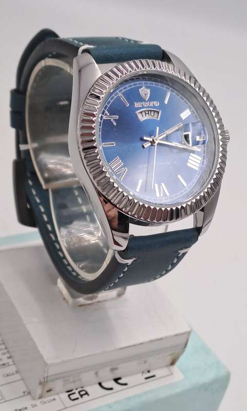 Unused Blue Face BinBond Men's fashion watch-Leather Strap -still in Box