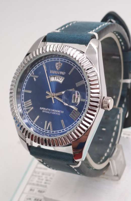 Unused Blue Face BinBond Men's fashion watch-Leather Strap -still in Box