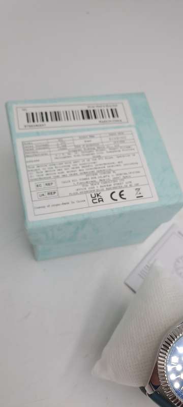 Unused Blue Face BinBond Men's fashion watch-Leather Strap -still in Box