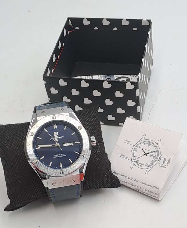 Unused Poedager Men's fashion watch-3ATM 925B -still in Box