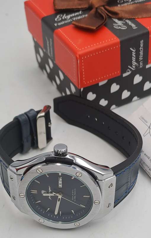 Unused Poedager Men's fashion watch-3ATM 925B -still in Box
