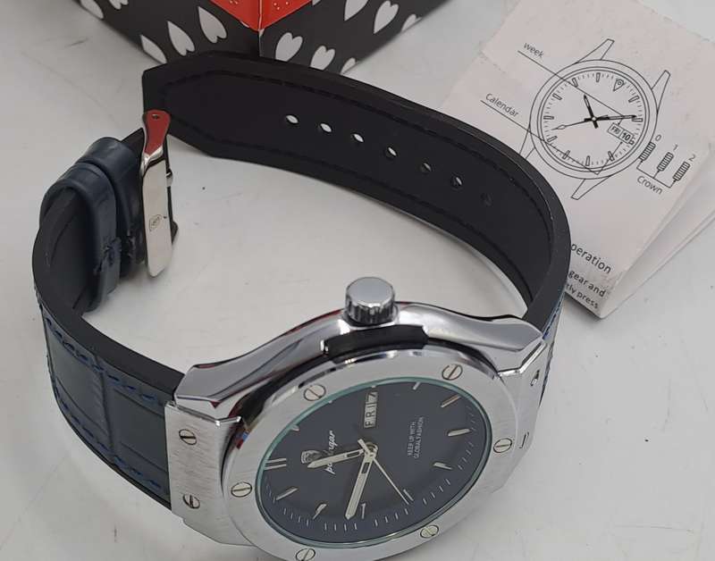 Unused Poedager Men's fashion watch-3ATM 925B -still in Box