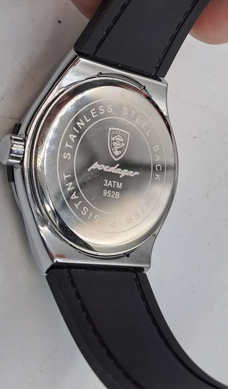 Unused Poedager Men's fashion watch-3ATM 925B -still in Box