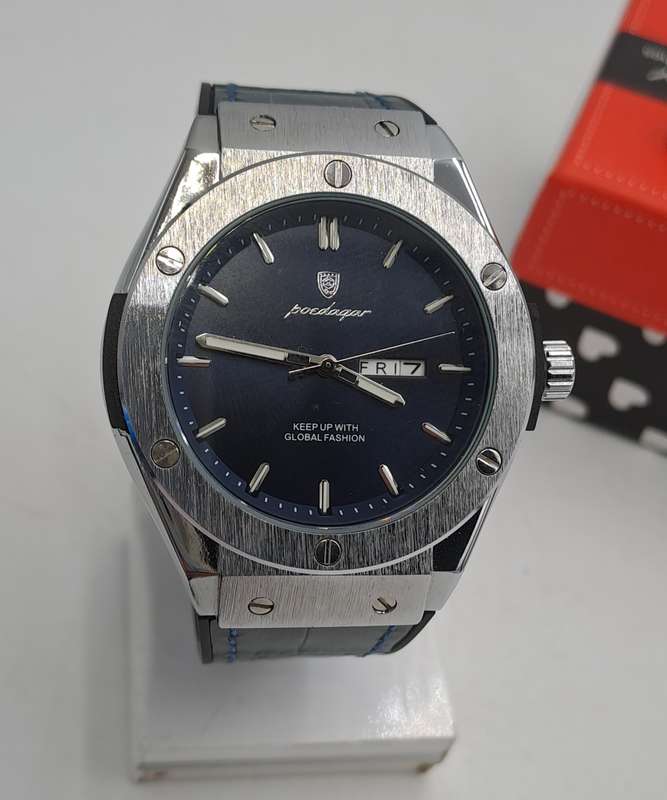 Unused Poedager Men's fashion watch-3ATM 925B -still in Box
