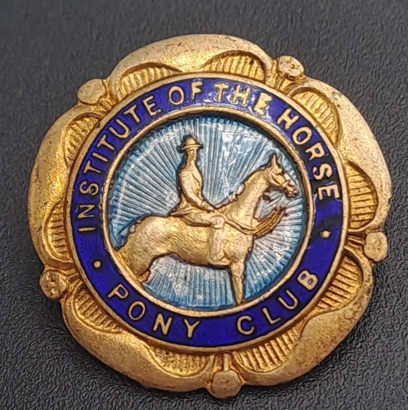 Rare!! Vintage-The Institute Of The Horse Racing Pony Club Badge Recd No.755300