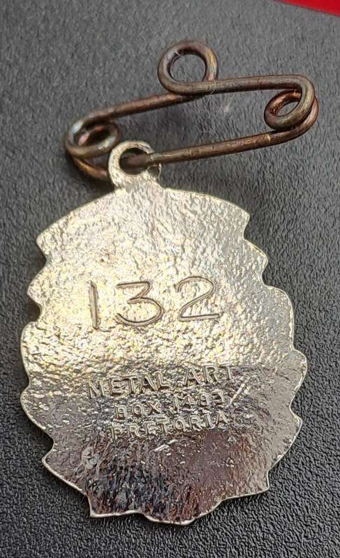 Rare!! 1957 Transvaal Racing Club LADY (HORSE RACING)-Enamel Badge- No 132