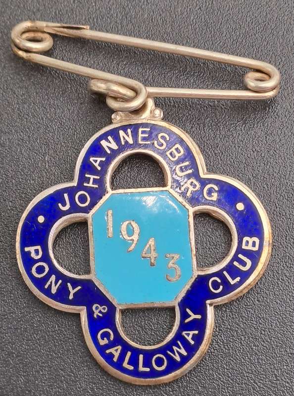 Rare!! 1943 Johannesburg Pony and Galloway Club -Enamel Badge- No 3