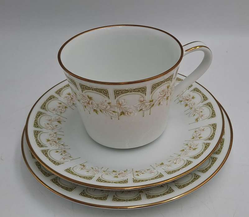 18pc Vintage 1970's Noritake  2301 SONIA (6 Tea Trio's)Gold Trim - Unused ..still in Box -Japan