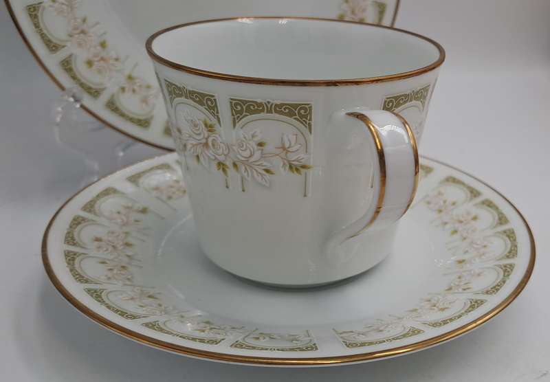 18pc Vintage 1970's Noritake  2301 SONIA (6 Tea Trio's)Gold Trim - Unused ..still in Box -Japan