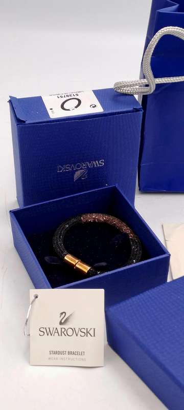 18cm Swarovski Stardust Bracelet in packaging  with certificate of authenticity