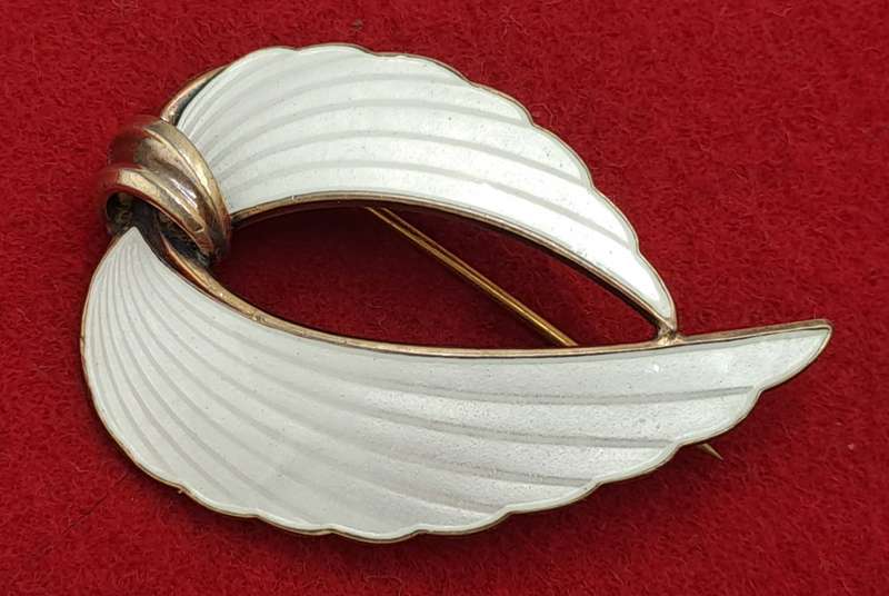 Vintage Albert Scharning Norway Sterling Silver White Enamel Pin Brooch