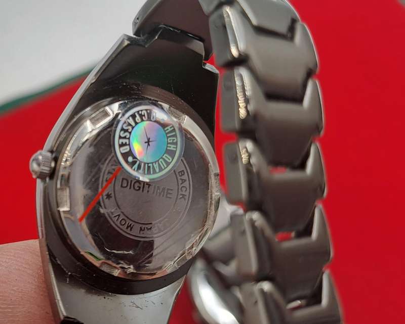 Digitime BeJazzed Watch Set Japan Movements (Ladies watch not working )
