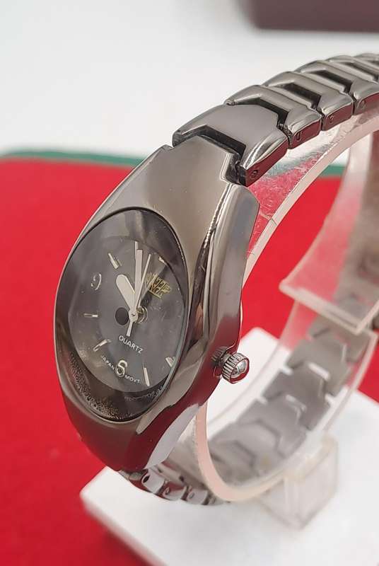 Digitime BeJazzed Watch Set Japan Movements (Ladies watch not working )