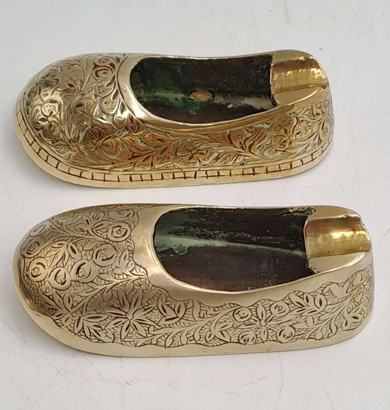 2 Vintage Brass shoe Ashtrays (Not a Pair)