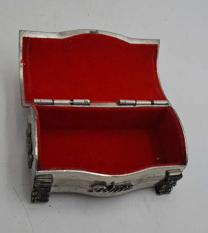 Small BOLIVIA Pewter Trinket Box 7cm x 4cm x 3,5cm