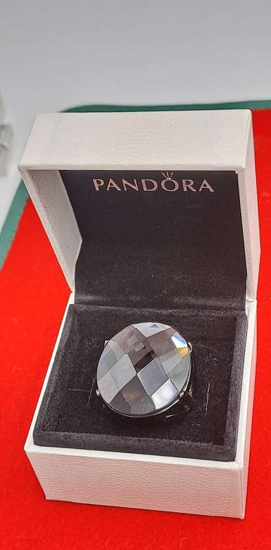 Large Pre-owned Smokey Quartz Dress Ring in a Pandora Box