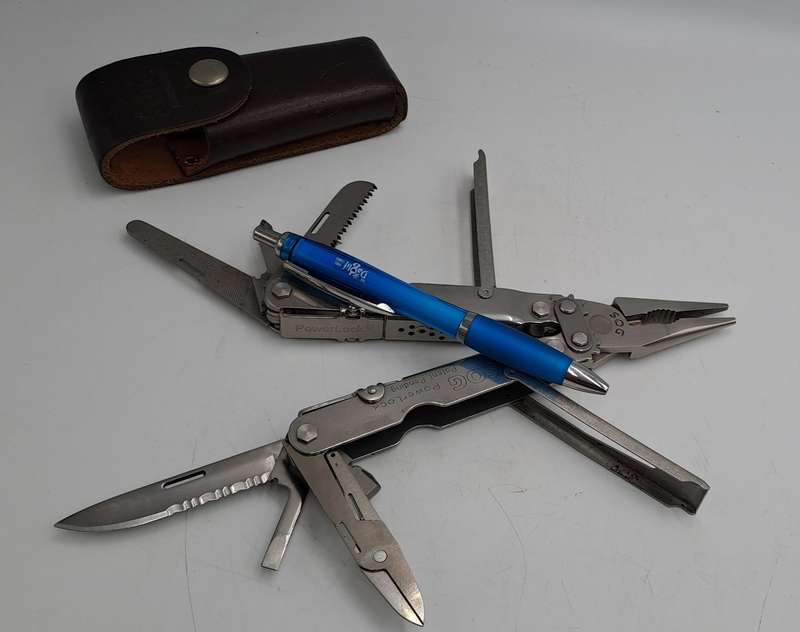 SOG PowerLock Multi-Tool- Compound Leverage Technology-in Leather Pouch