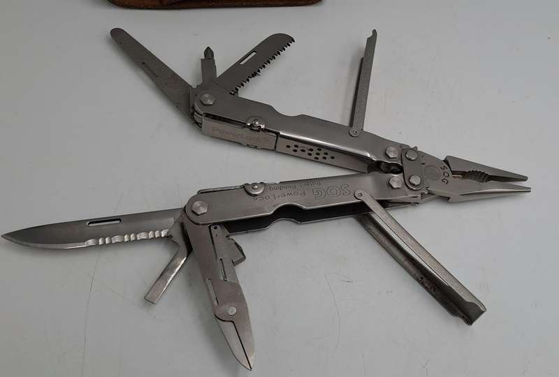 SOG PowerLock Multi-Tool- Compound Leverage Technology-in Leather Pouch