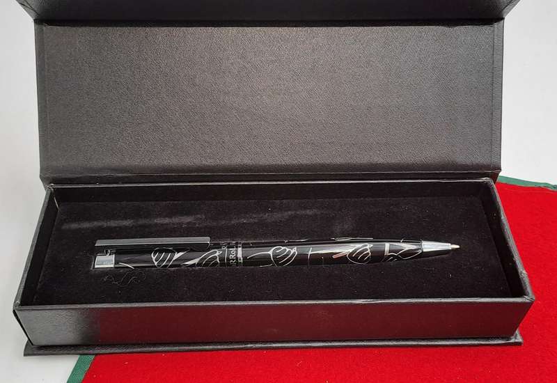 Point of view Ball pen by Carrol Boyes With Parker Refill -Boxed