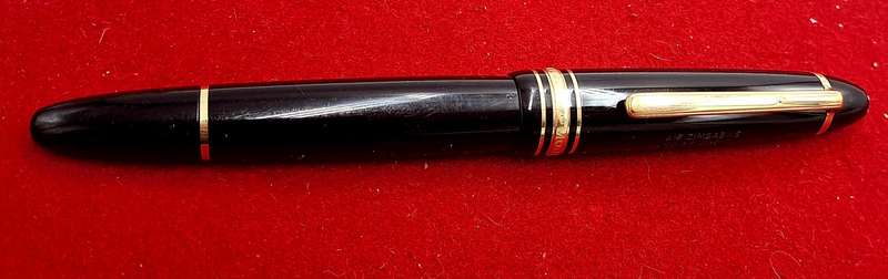 Pre-Owned Mont Blanc Meisterstruct 146 Fountain pen with Medium 4810 14kt Gold Nib-Engraved Air Zimb