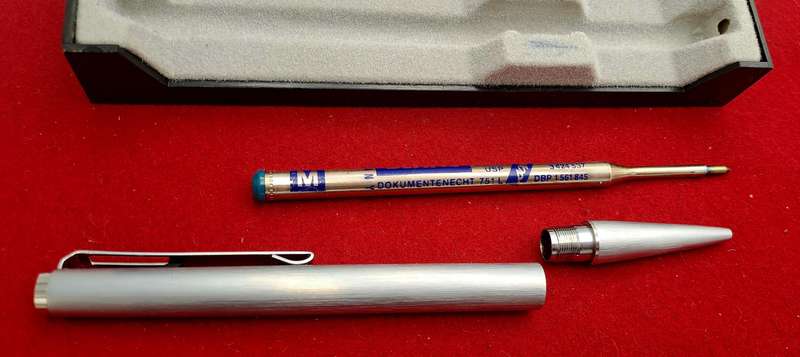 Vintage 1977 MONT BLANC BALLPIX N° 7825 BALLPOINT PEN-GERMANY, STEEL
