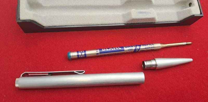 Vintage 1977 MONT BLANC BALLPIX N° 7825 BALLPOINT PEN-GERMANY, STEEL