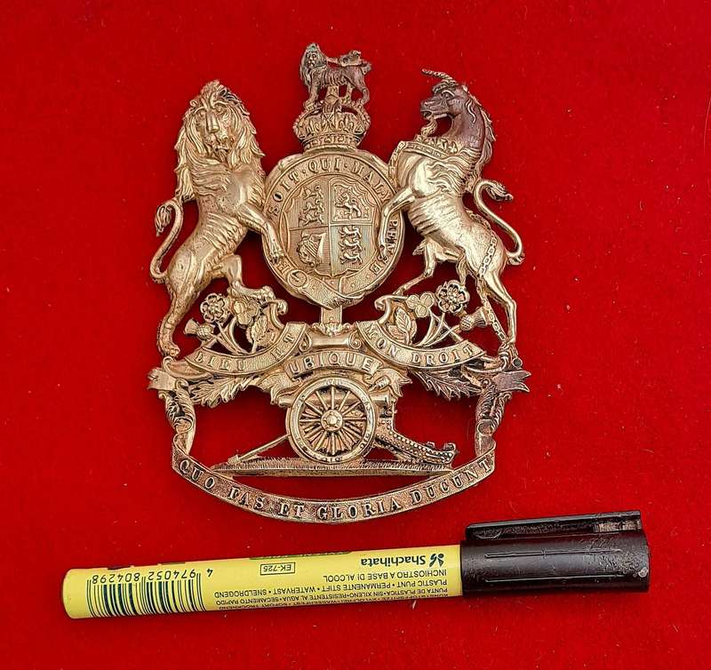 Large Victorian Era Royal Artillery  Helmet Brass Badge 10,5cm x 8,3cm