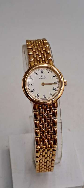 Pre-Owned Ladies Omega De Ville Quarts watch Run for short periods then stops