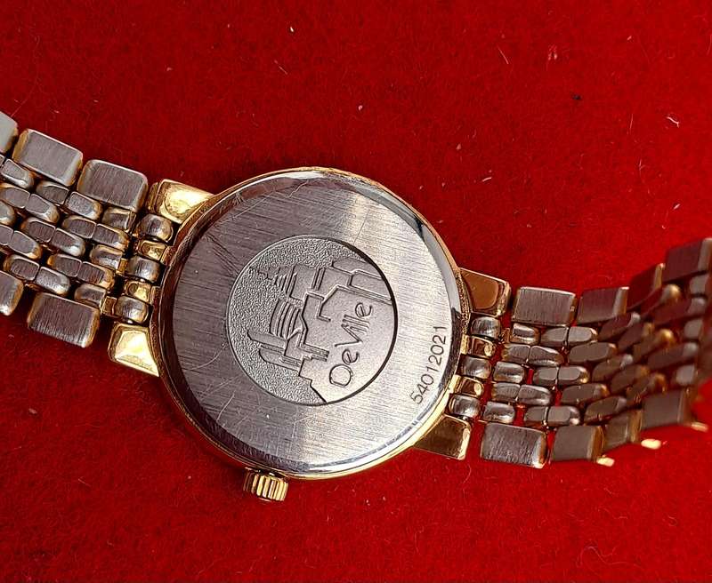 Pre-Owned Ladies Omega De Ville Quarts watch Run for short periods then stops