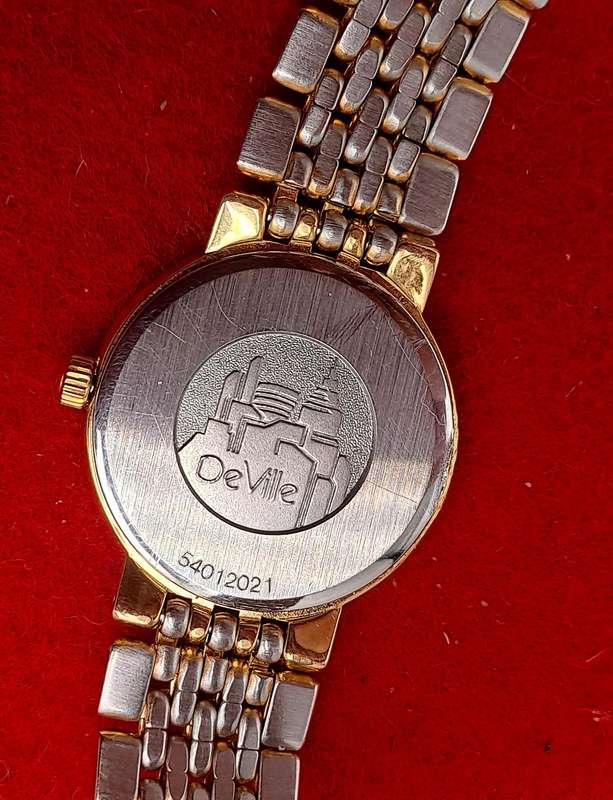 Pre-Owned Ladies Omega De Ville Quarts watch Run for short periods then stops