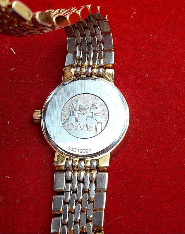 Pre-Owned Ladies Omega De Ville Quarts watch Run for short periods then stops