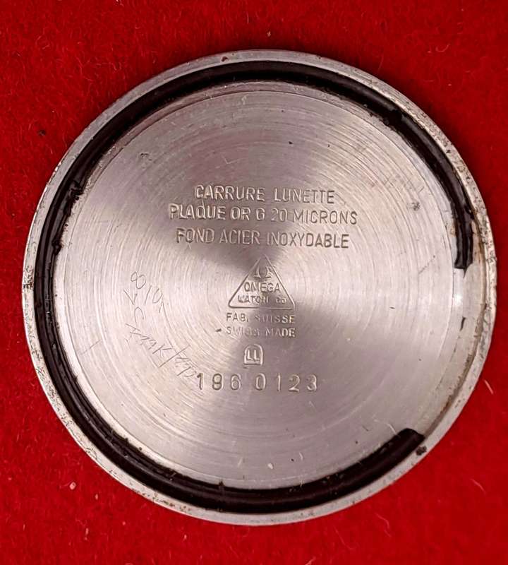 Vintage 1980's Omega quartz 1384 watch with United Logo -engraved -running but need repairs