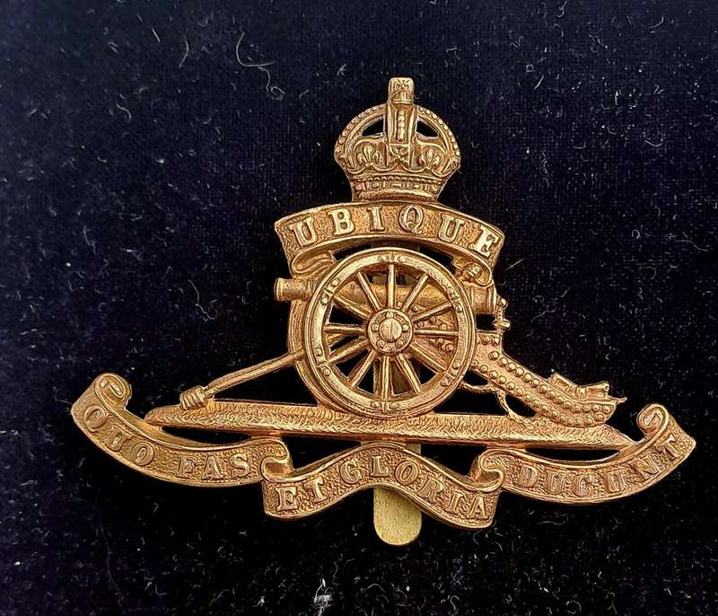 WWI-WWII ROYAL ARTILLERY Cap Badge