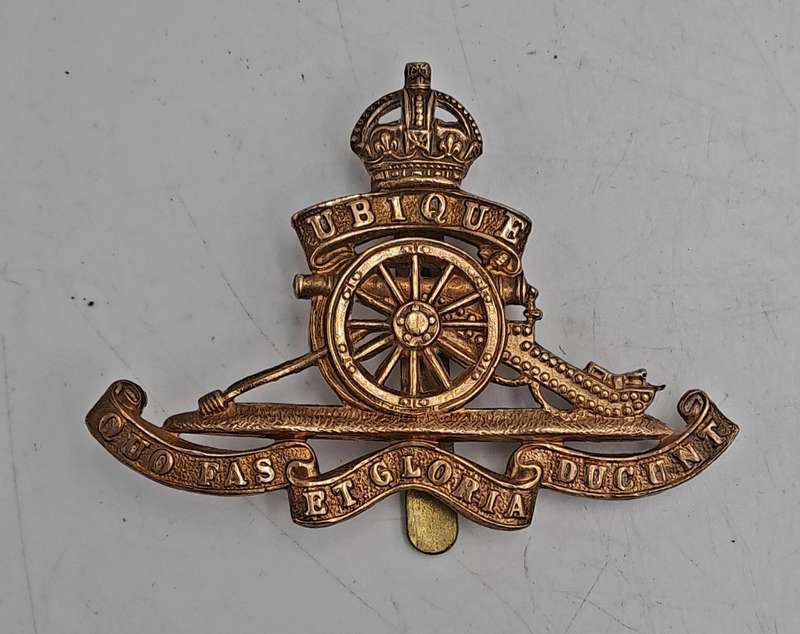 WWI-WWII ROYAL ARTILLERY Cap Badge