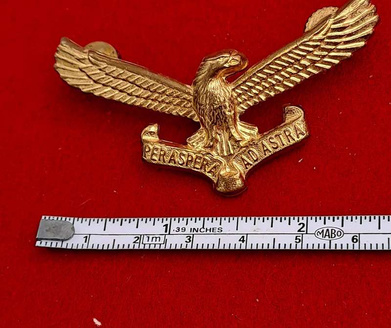 Vintage SAAF - South African Air Force Cap Badge