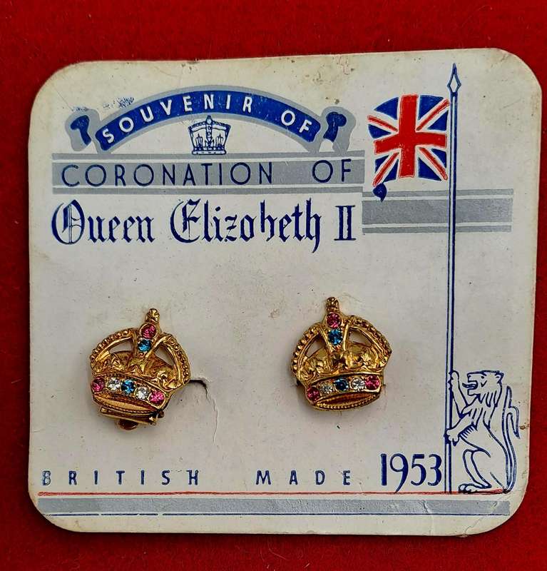 Vintage 1953 Clip on Earrings -souvenir from the coronation of Queen Elizabeth II in 1953