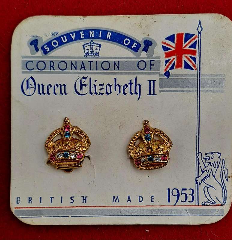 Vintage 1953 Clip on Earrings -souvenir from the coronation of Queen Elizabeth II in 1953