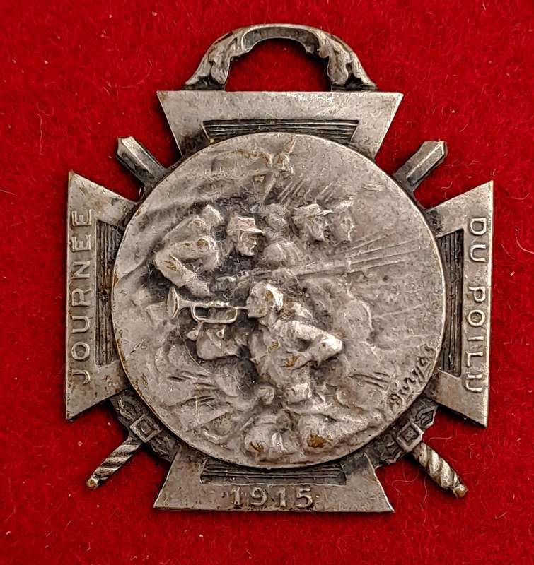 Antique 1915 WWI French War Medal Day of the soldier -Journee Du Poilu French Patriotic Medal
