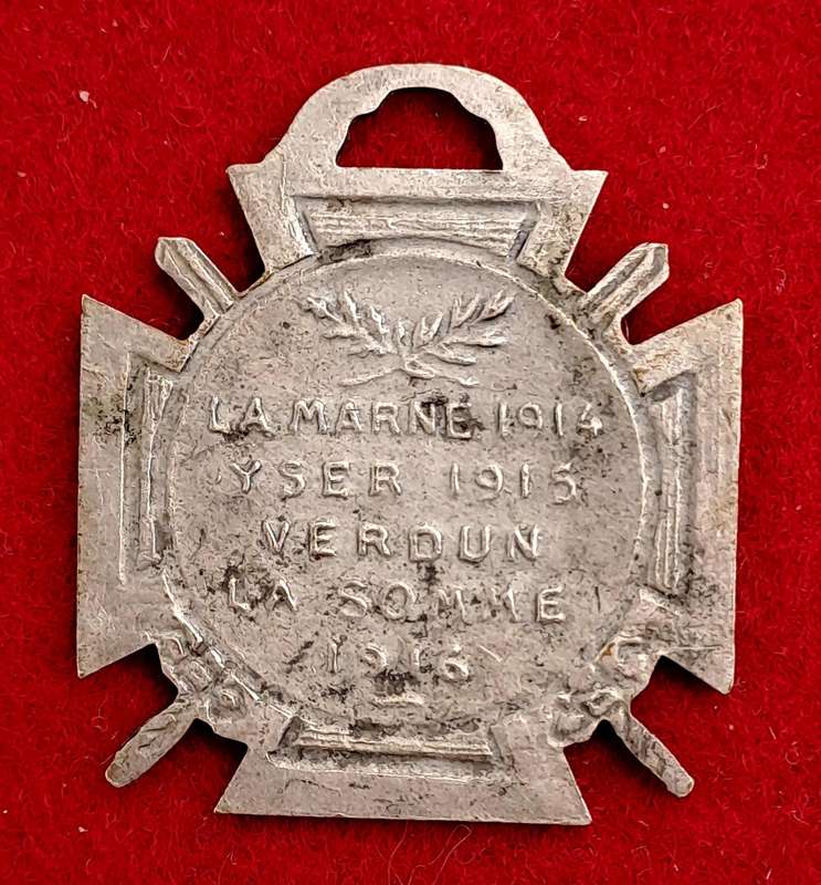 Antique 1915 WWI French War Medal Day of the soldier -Journee Du Poilu French Patriotic Medal