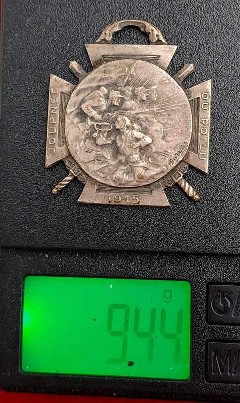 Antique 1915 WWI French War Medal Day of the soldier -Journee Du Poilu French Patriotic Medal