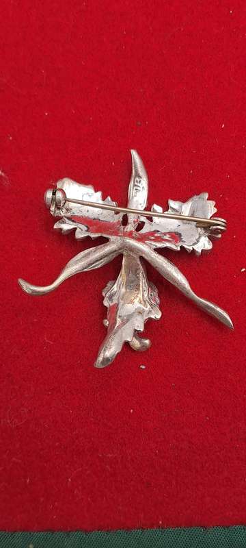 Vintage Marcasite Brooch -Marked Silver 4,3cm x 4,9cm